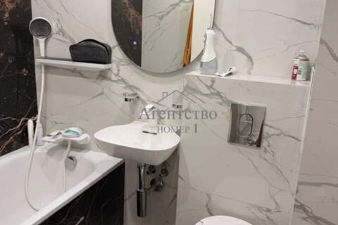 1-к квартира, 37,5 м², 1/9 эт.