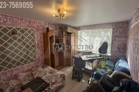 2-к квартира, 43 м², 1/5 эт.