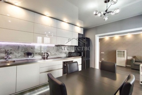 2-к квартира, 70 м², 19/20 эт.