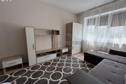 1-к квартира, 42 м², 1/20 эт.