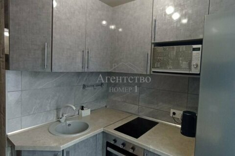 1-к квартира, 33 м², 3/5 эт.